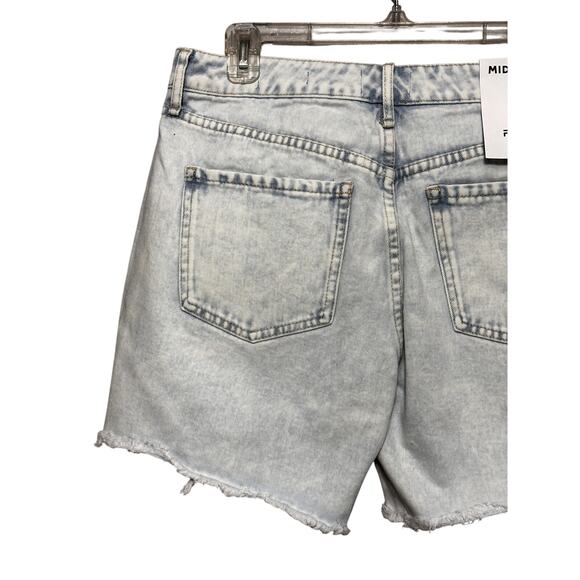 Frayed Denim Cut-Off Shorts High Rise Fit Midi Length Durable Light Blue 29 NWT - Picture 6 of 10